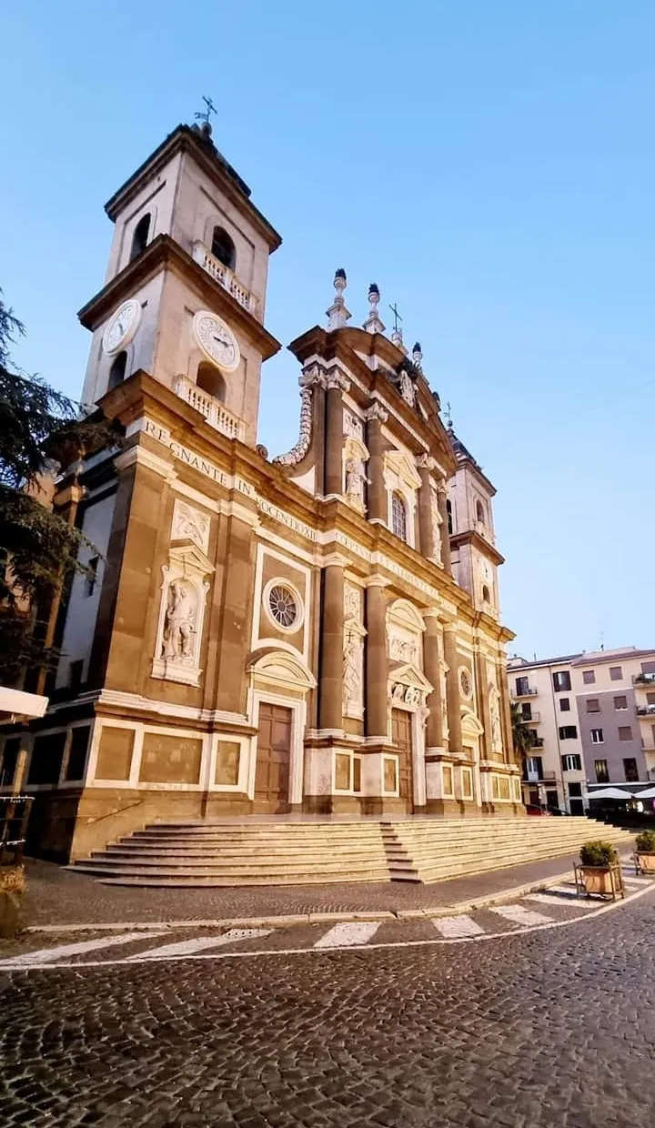 Stunning 3 Bed Apartment for Sale In Frascati Rome Italy