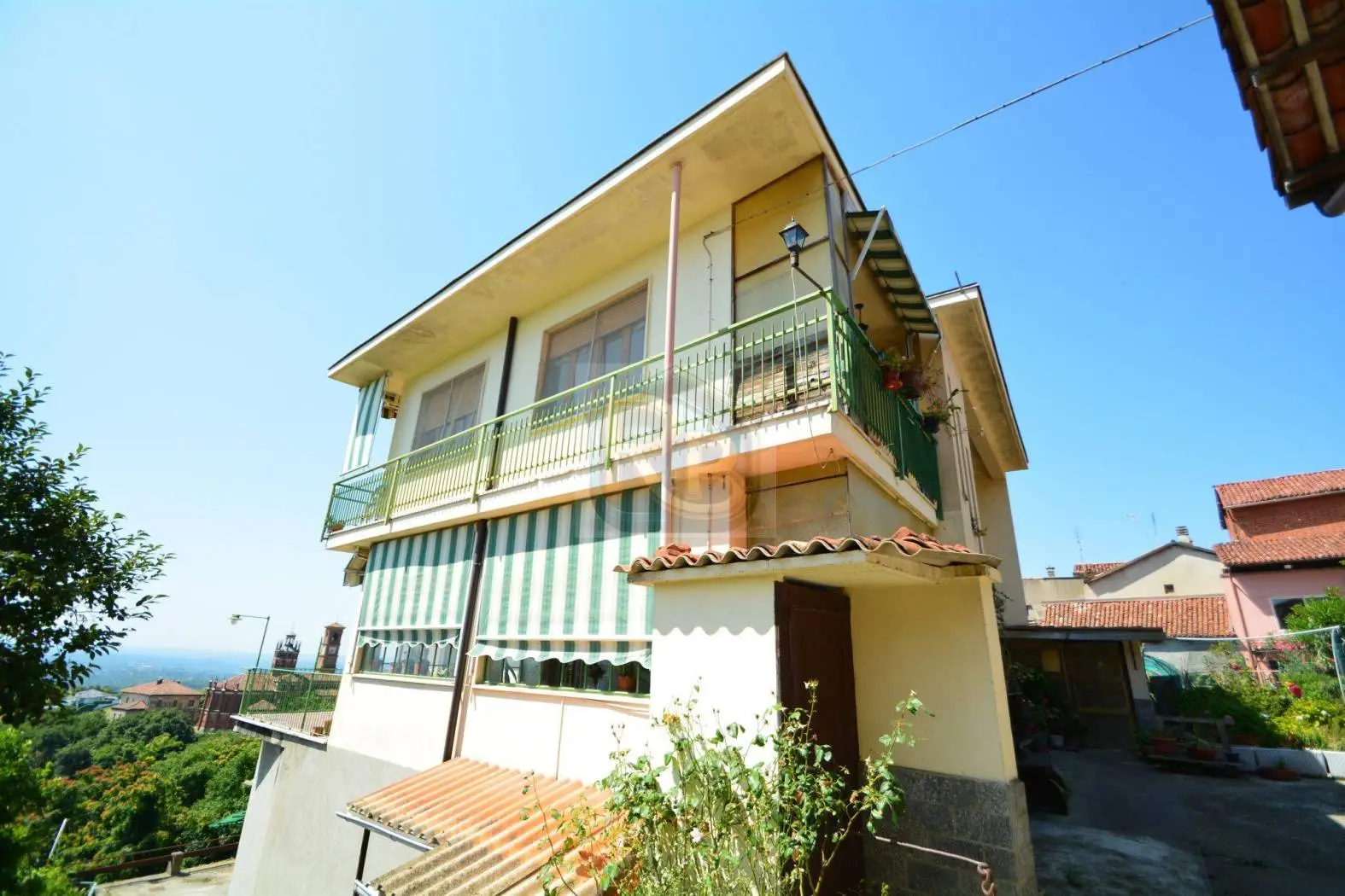 Estate of Properties for Sale In Pino D’Asti Piedmont Italy