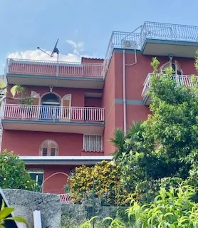 Superb 2 Bed Villa For Sale in Graniti Sicily Italy