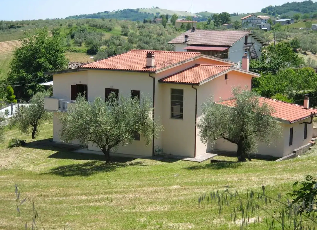 Superb 4 Bed Villa For Sale In Pescara Abruzzo Italy