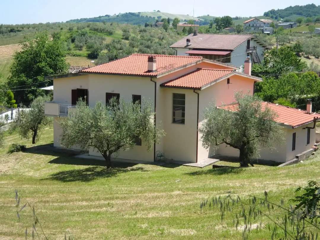 Superb 4 Bed Villa For Sale In Pescara Abruzzo Italy