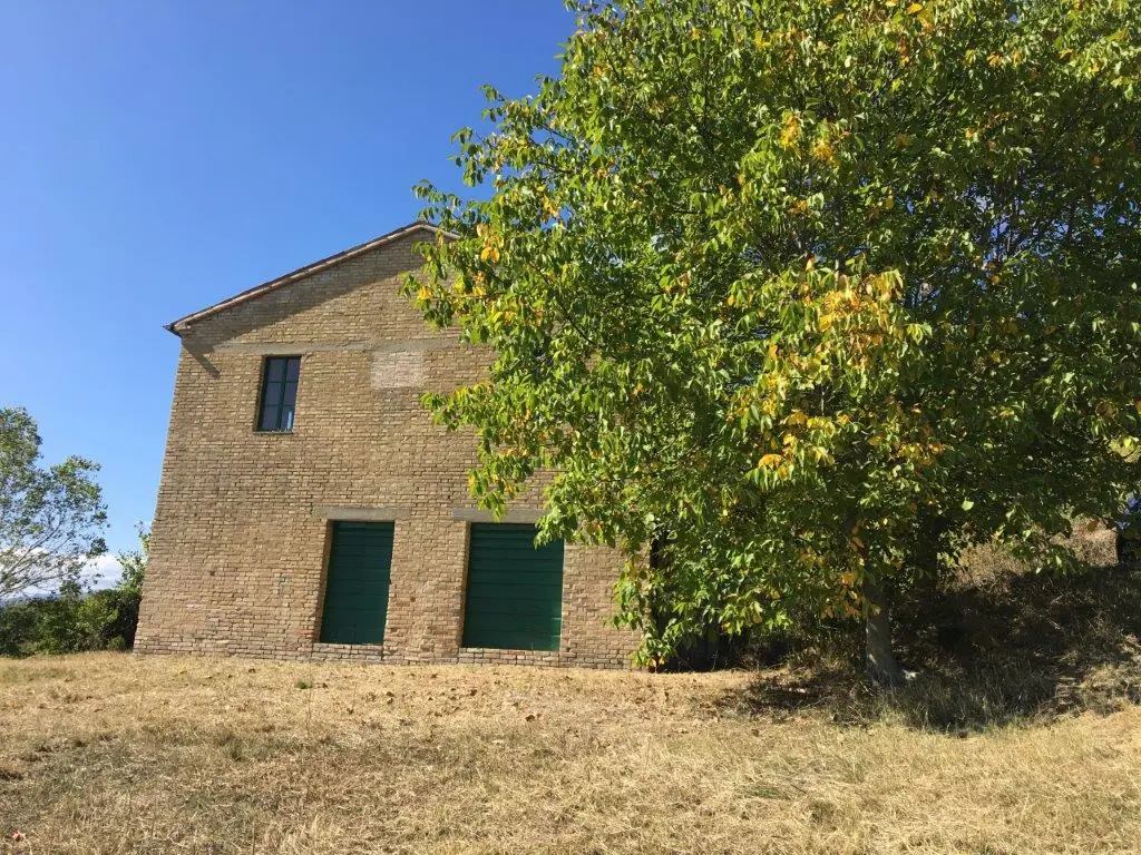 5 Bed Renovated Farmhouse For Sale In Palmiano Marche Italy