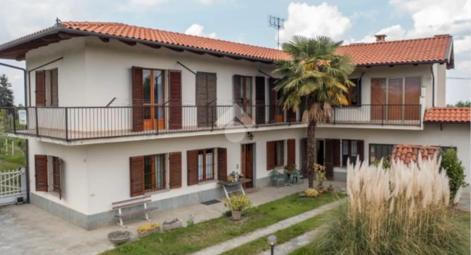Estate of Properties for Sale In Negrar di Verona Veneto Italy