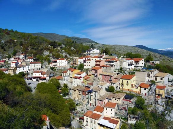 Stunning 2 Bedroom House for Sale in Prezza Abruzzo Italy
