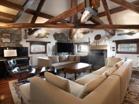 Excellent 2 Bed Penthouse for Sale In Agordo Dolomites Italy