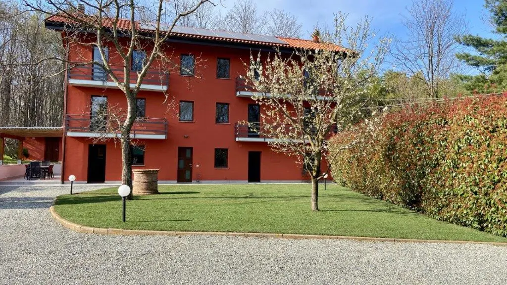 Stunning 4 Bed Villa For Sale in Cureggio Novara Italy