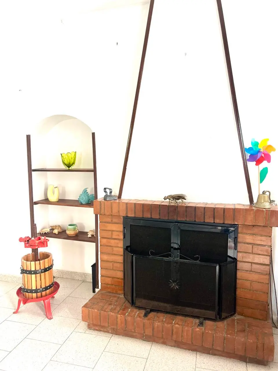 House Containing 2 Apartments for sale in Veroli Lazio Italy