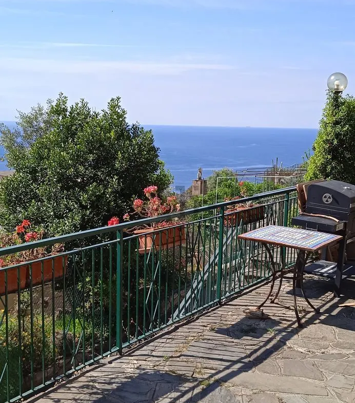 Luxury 2 Storey Sea View Apartment for Sale In Via Polanesi, Sori Liguria Italy