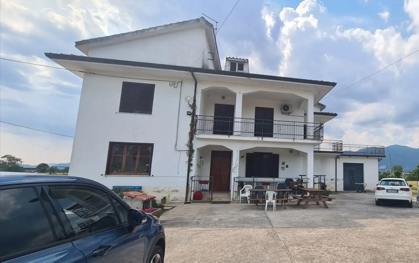 Excellent 5 Bed Villa for Sale In Alife Caserta Italy