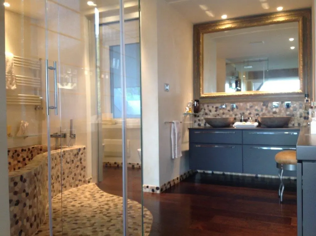 Luxury 5 Bed Villa For Sale in Almese Turin Italy