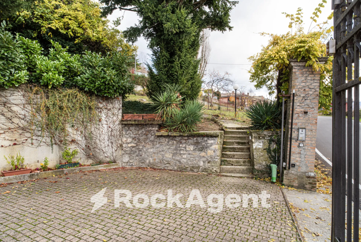 Luxury 6 Bed Villa for Sale In Varzi Italy