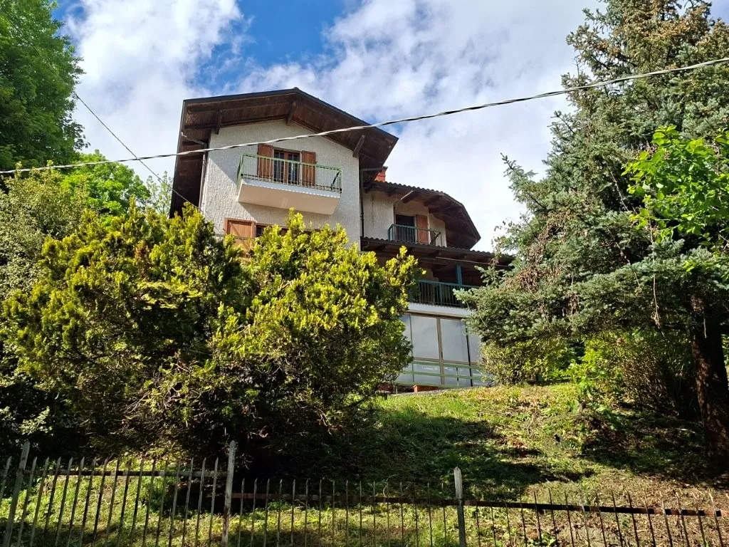 Excellent 4 Bed Villa for Sale In Corio Turin Italy