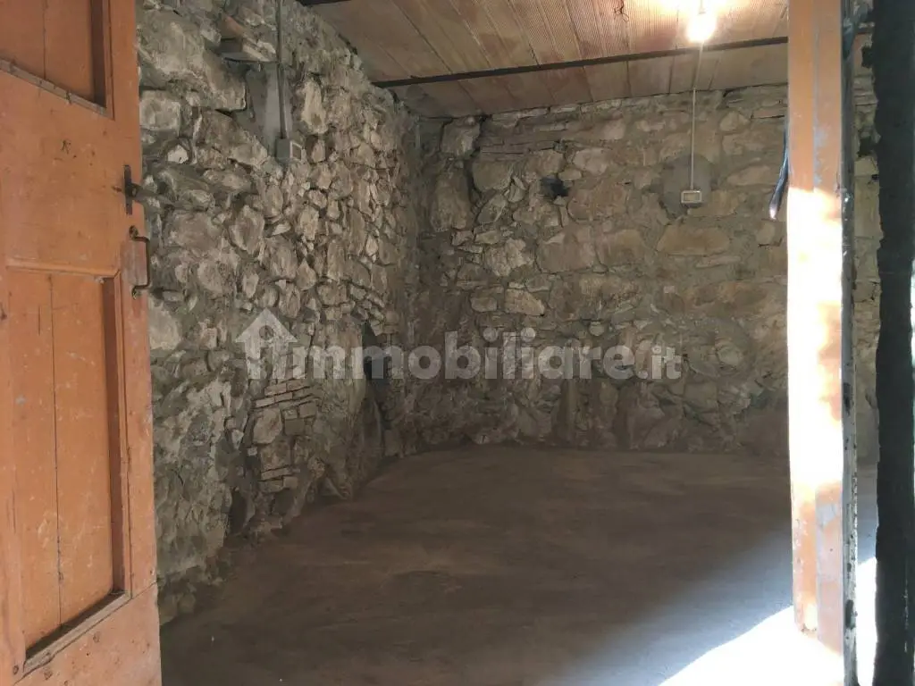 Luxury 8 Bed Farmhouse With Land for Sale In Sorriva, Viano, Italy