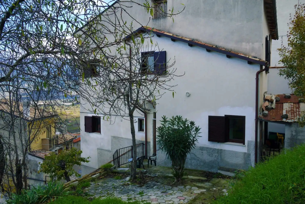 Stunning 2 Bedroom House for Sale in Prezza Abruzzo Italy