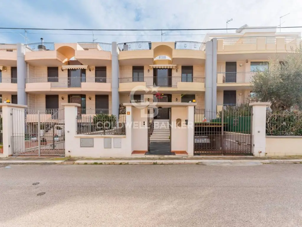 Excellent 3 Bed Terraced House for Sale In MOLA DI BARI Puglia Italy