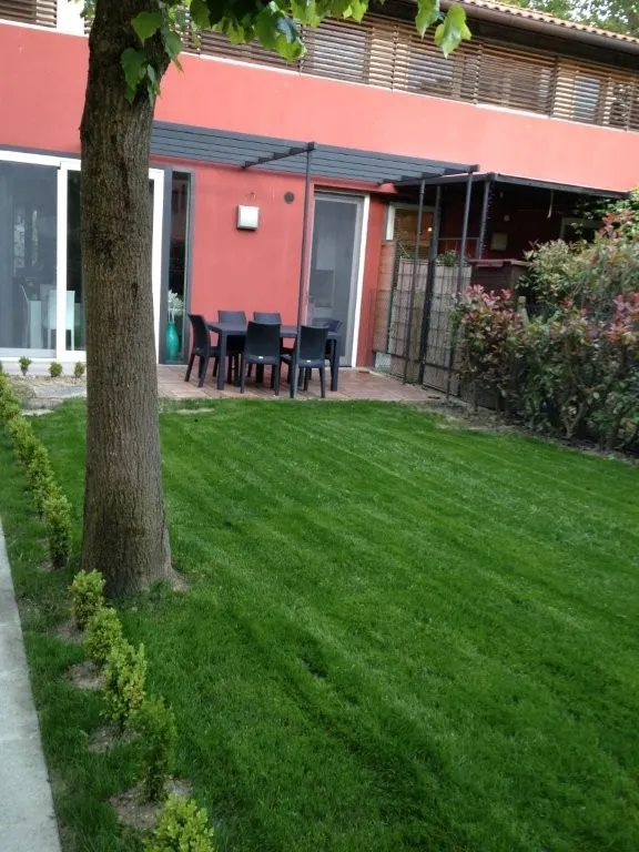 Luxury 4 Bed Semi Detached Villa for Sale In Crevalcore Bologna Italy
