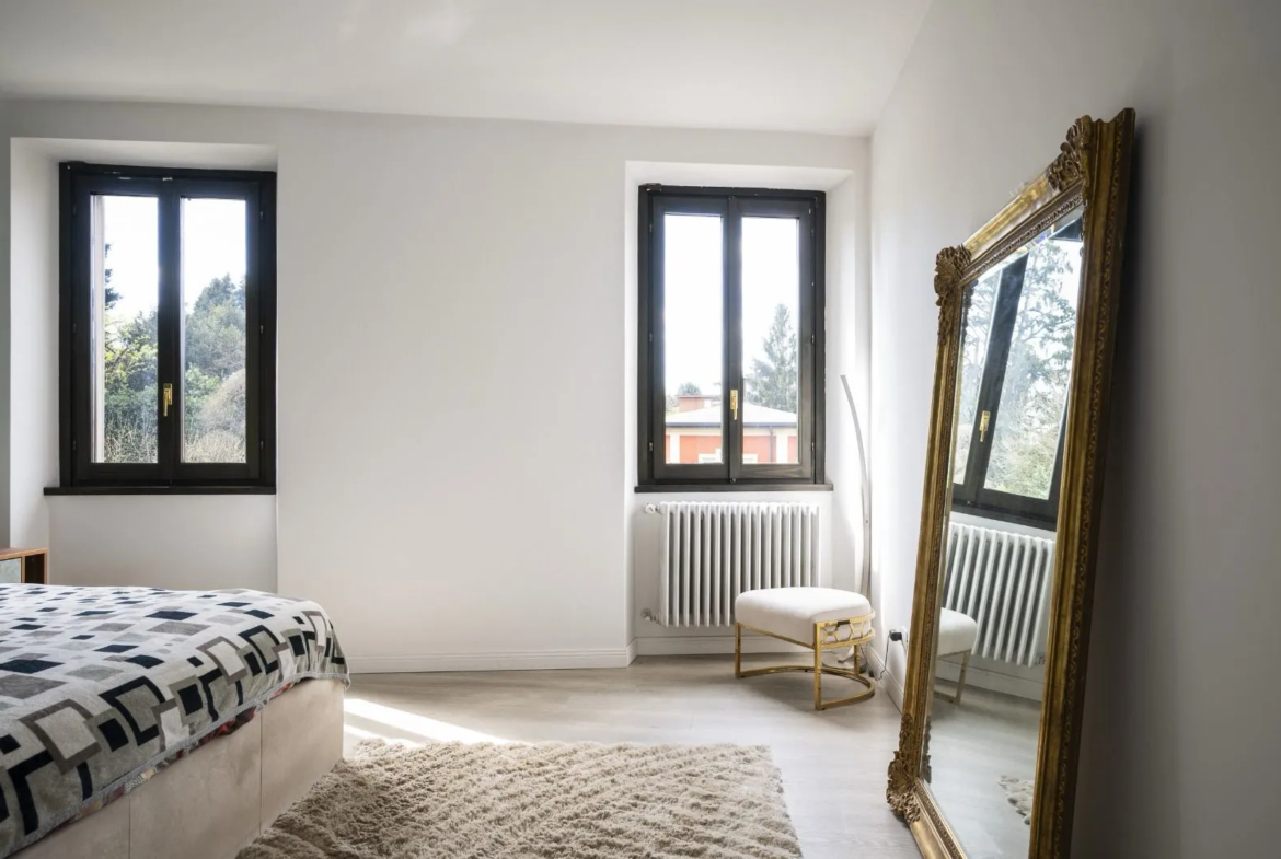 Excellent 4 Bed House for Sale In Fino Mornasco Lake Como Italy
