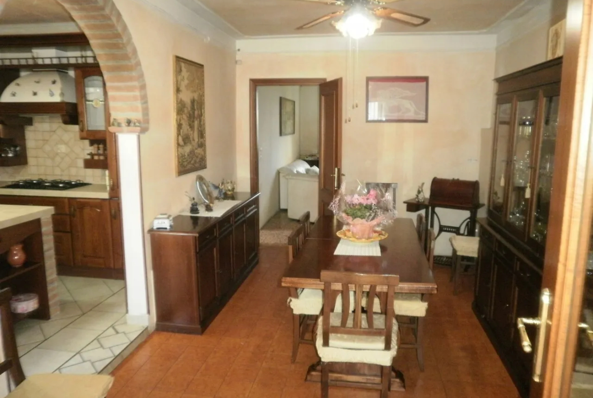 Excellent 3 Bed House For Sale in Lombardy Italy