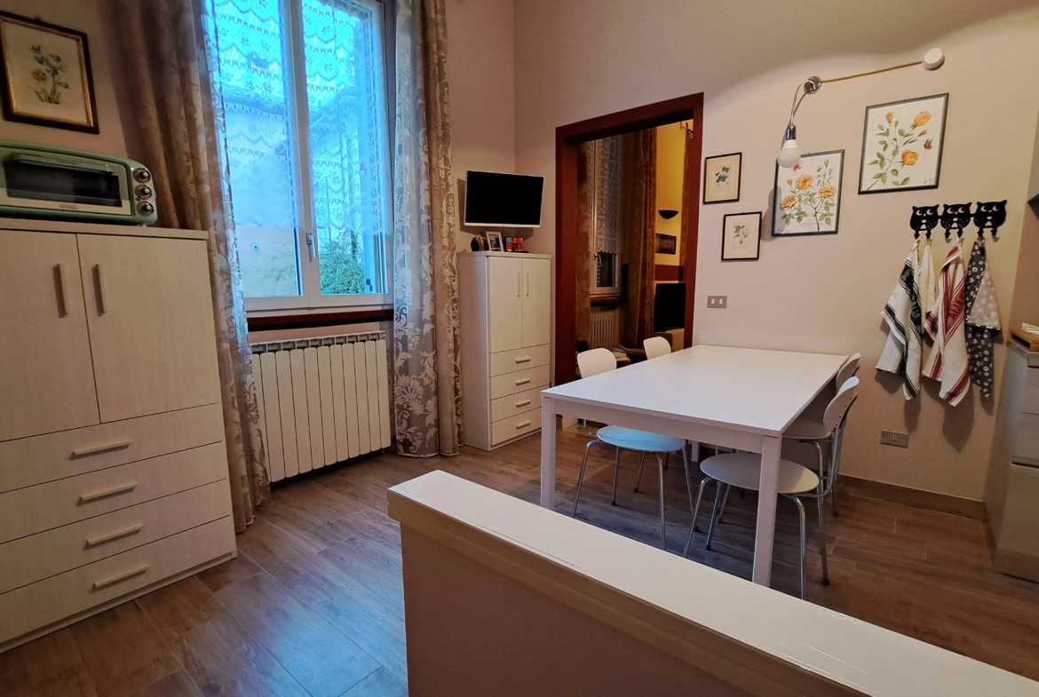 Stunning 2 Bed Apartment for Sale In Mandello del Lario Lake Como Lecco Italy