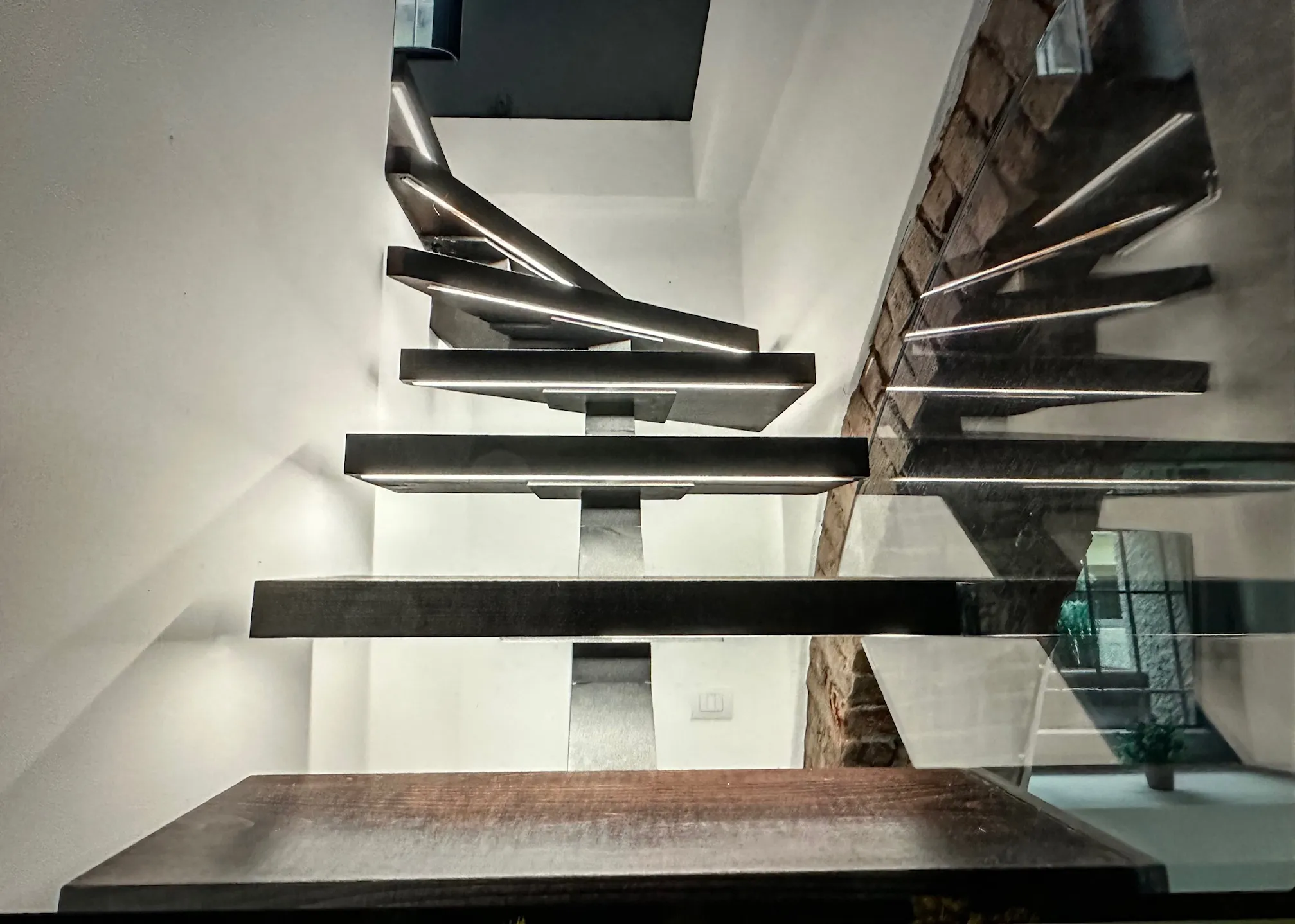 Luxury 2 Bed Duplex Apartment for Sale In Milan Italy
