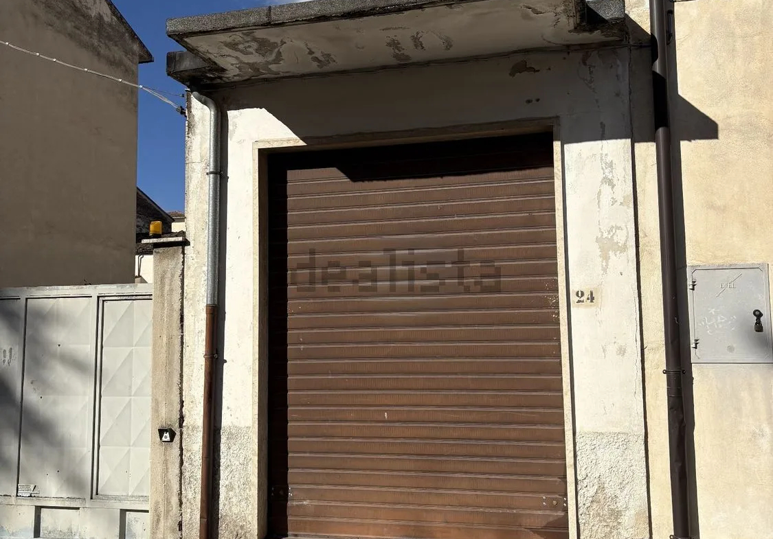 Estate of 5 Separate Properties for Sale In Bojano Molise Italy