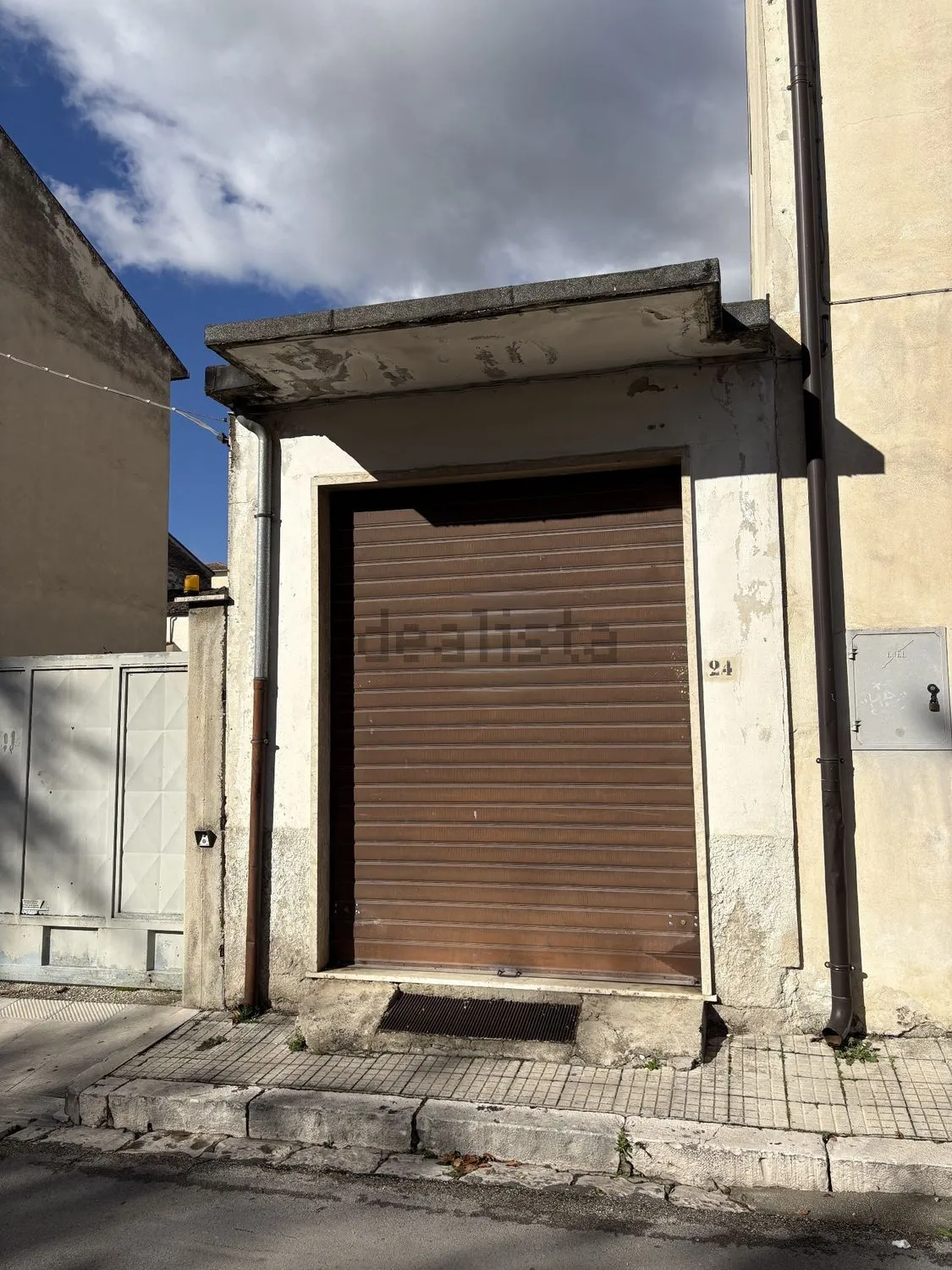 Estate of 5 Separate Properties for Sale In Bojano Molise Italy