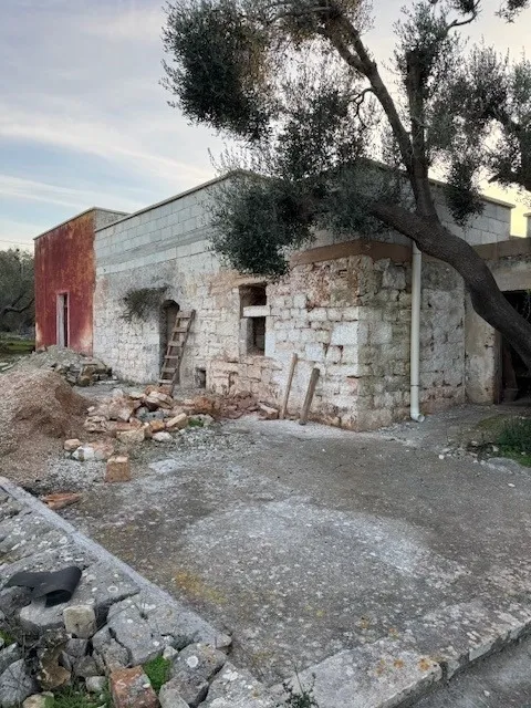 Estate For Redvelopment for Sale In Ceglie Messapica Brindisi Puglia Italy