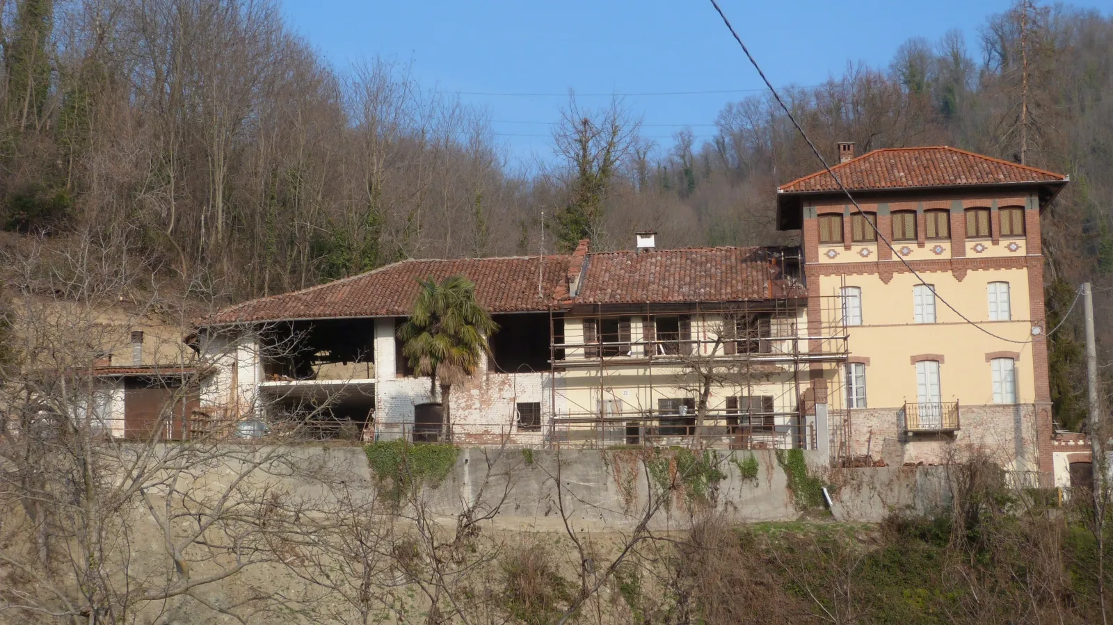 Excellent 12 Bed Villa For Sale in Rivalba Turin Italy
