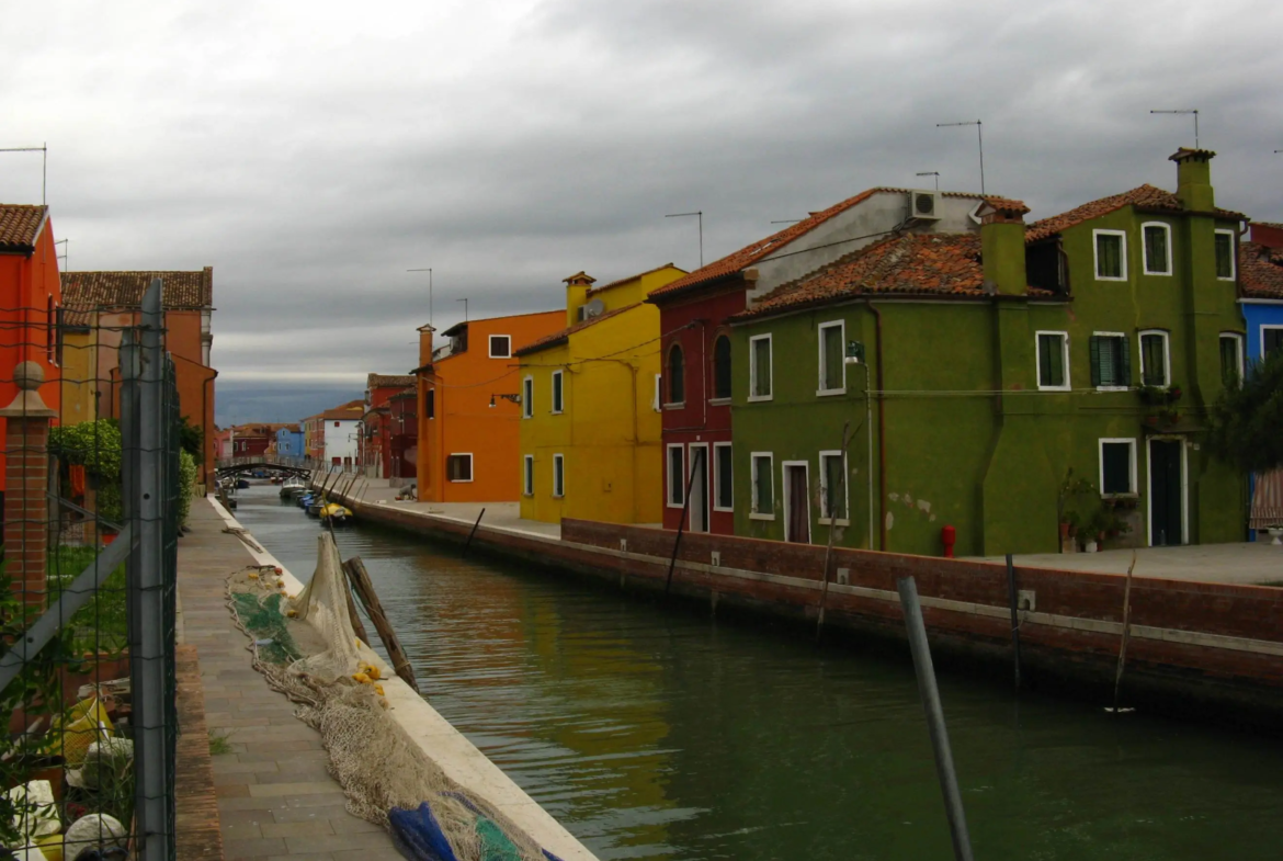 Excellent 2 Bed House for Sale In Burano Venezia Italy