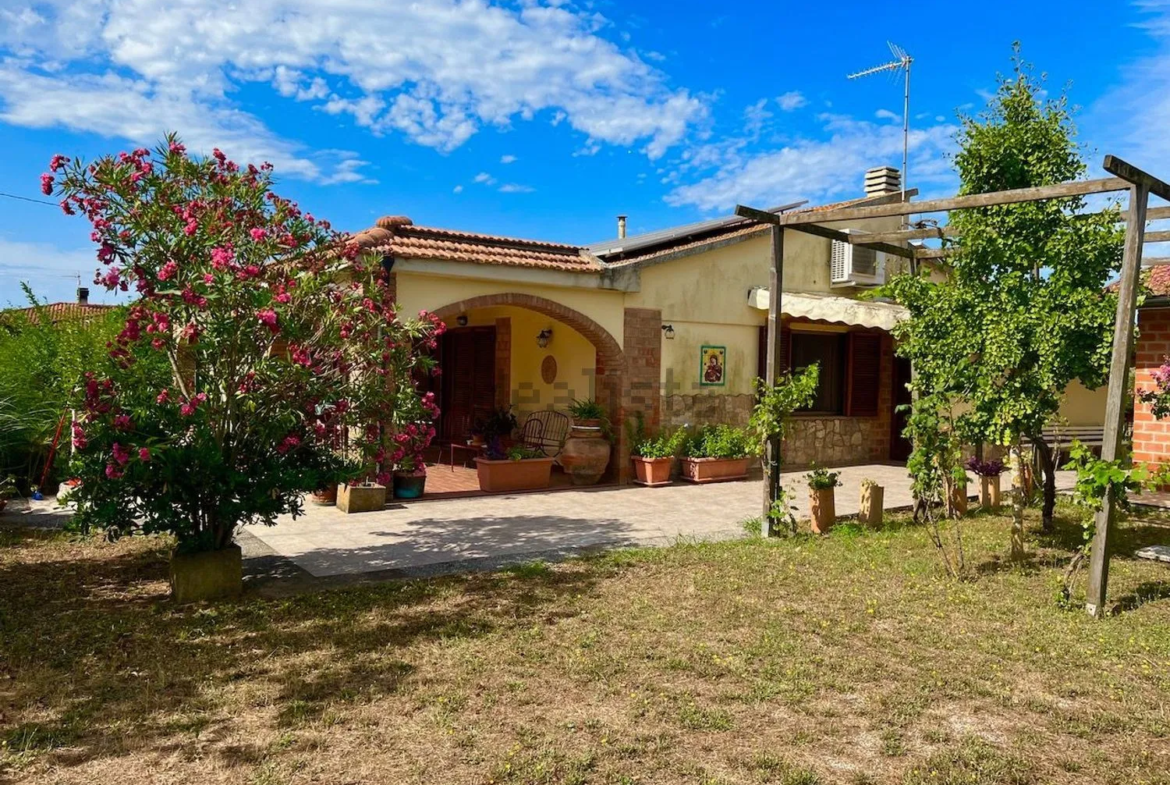 Excellent 3 Bed Villa for Sale In Via Chiusagrande Campiglia marittima Italy