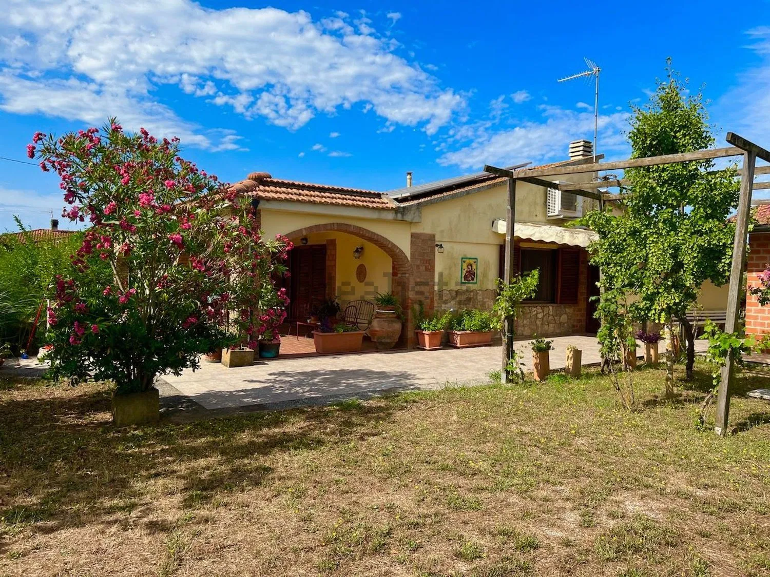 Excellent 3 Bed Villa for Sale In Via Chiusagrande Campiglia marittima Italy