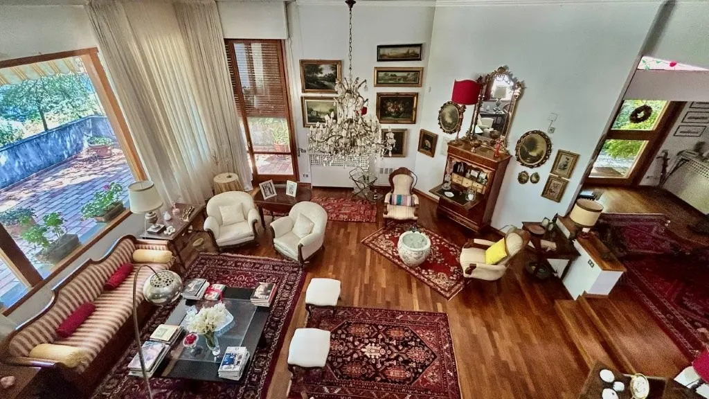 Excellent 8 Bed Villa for Sale In Montesilvano Colle Abruzzo Italy