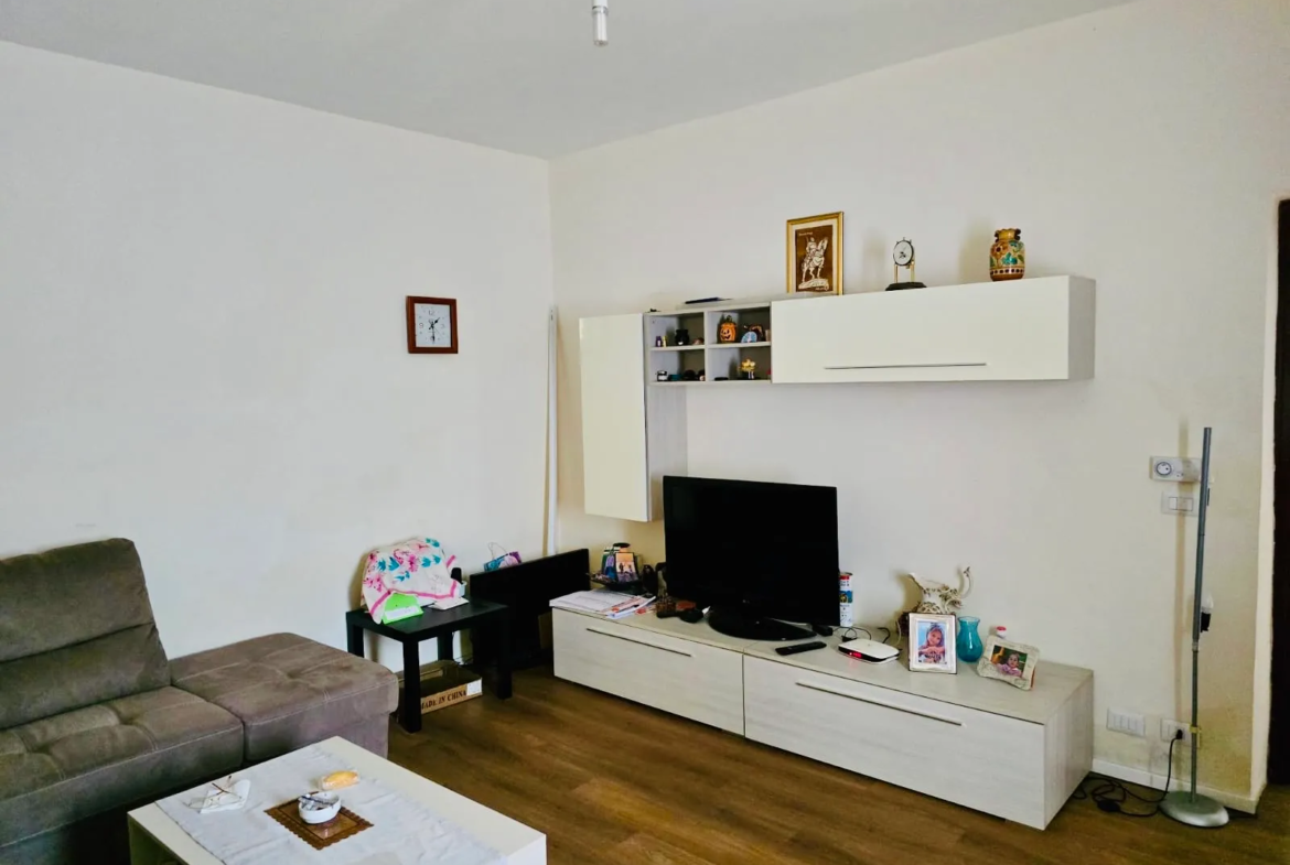 Excellent 8 Bed Villa for Sale In Verzuolo Cuneo Italy