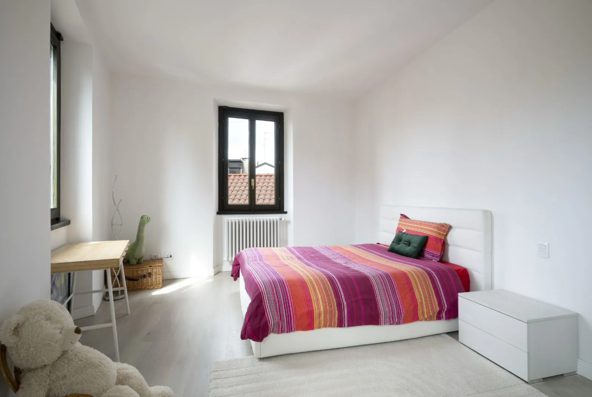 Excellent 4 Bed House for Sale In Fino Mornasco Lake Como Italy