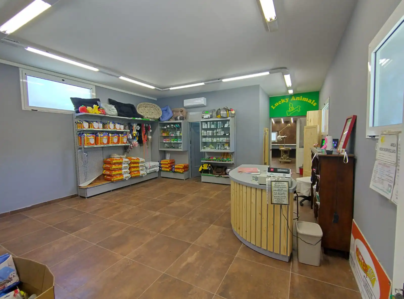 Luxury Estate & Canine Business for Sale In Terranuova Bracciolini Tuscany Italy