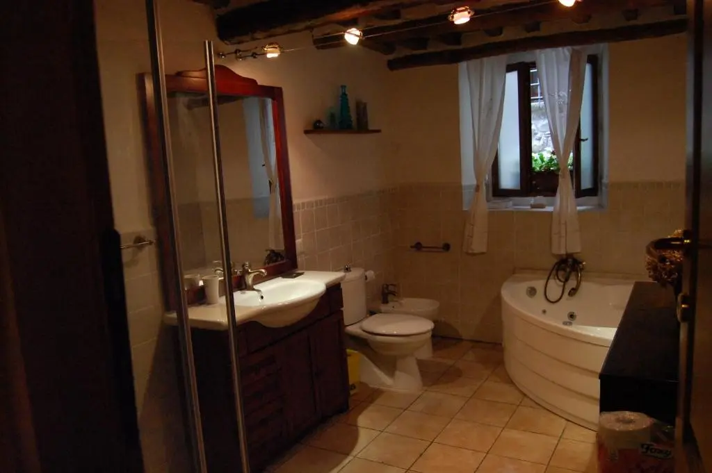 Luxury 8 Bedroom Casa Webb for Sale In Bagni di Lucca Italy