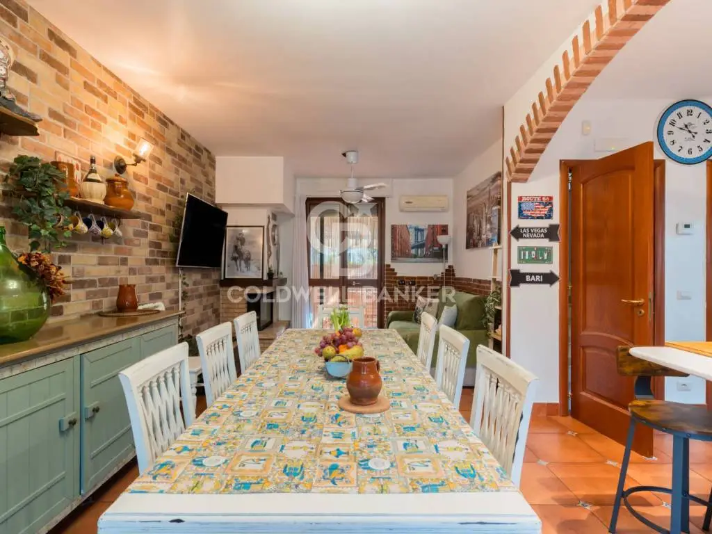 Excellent 3 Bed Terraced House for Sale In MOLA DI BARI Puglia Italy