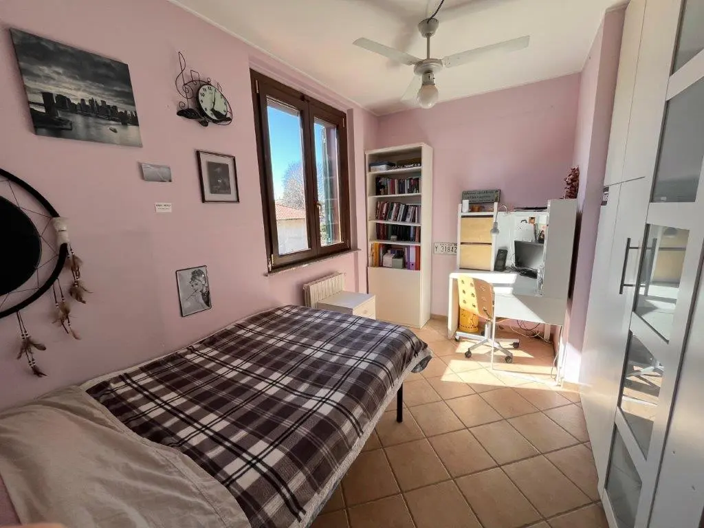 Excellent 4 Bed Villa for Sale In Saronno Italy