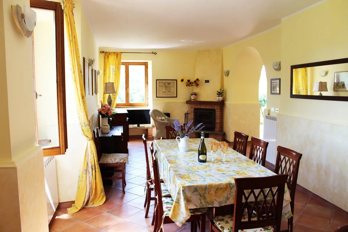 Excellent 6 Bed Stone Villa & Cottage for Sale In Amandola Italy