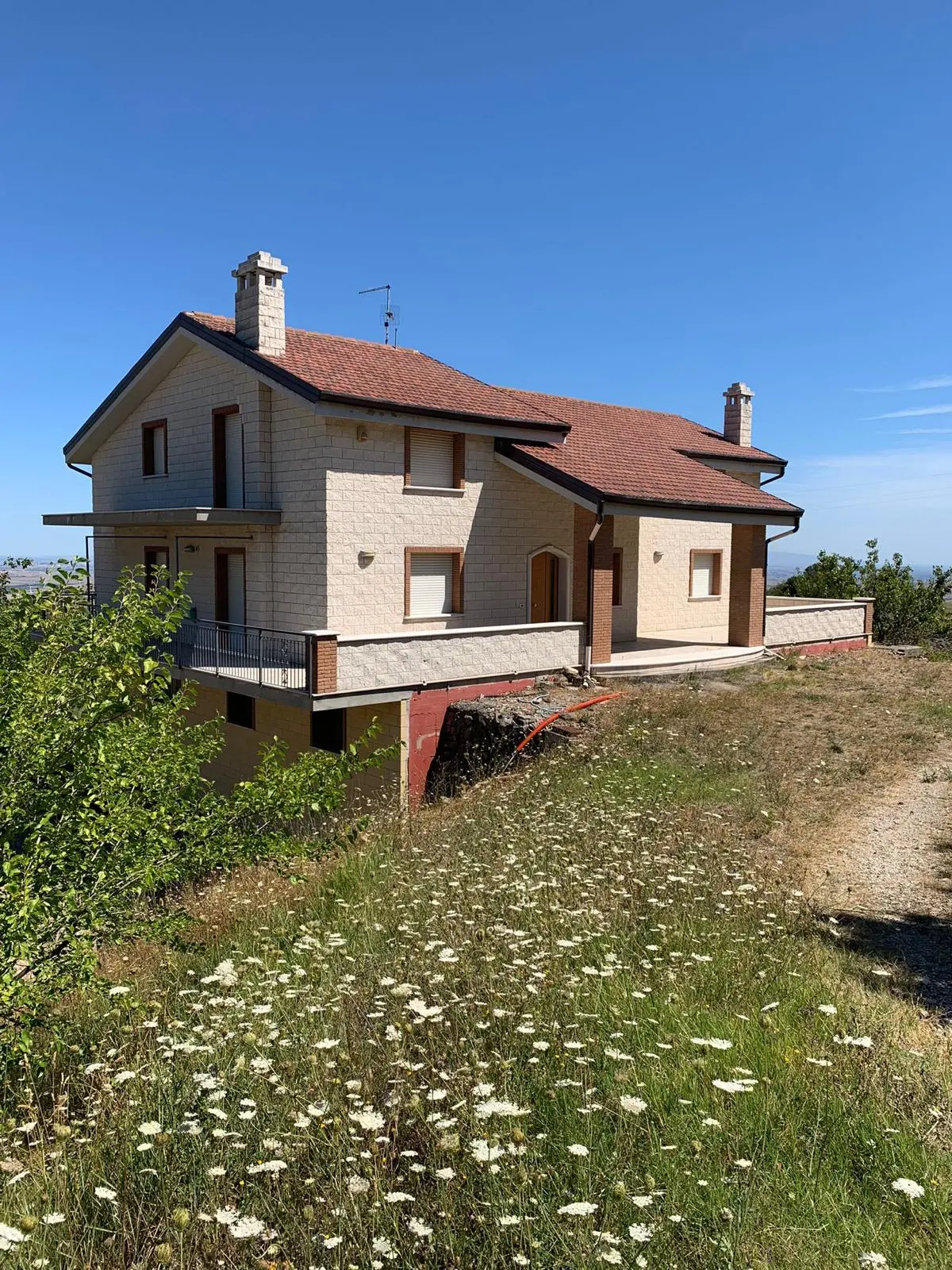 Excellent 3 Bed House For Sale in Orsara Di Puglia Italy