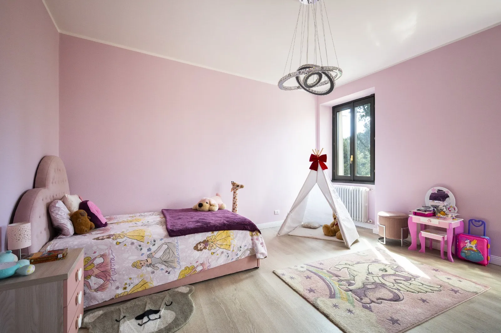 Excellent 4 Bed House for Sale In Fino Mornasco Lake Como Italy
