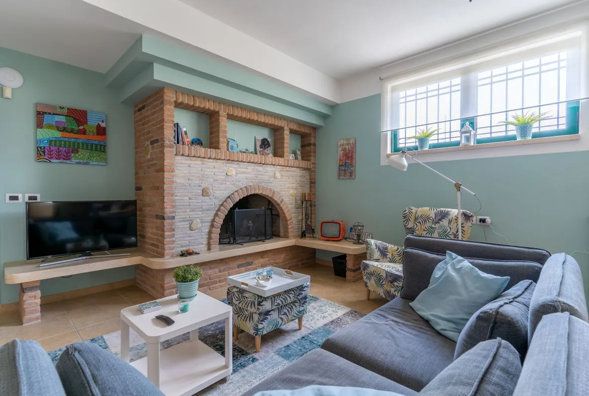 Luxury 5 Bed Villa for Sale In Tortoreto Italy