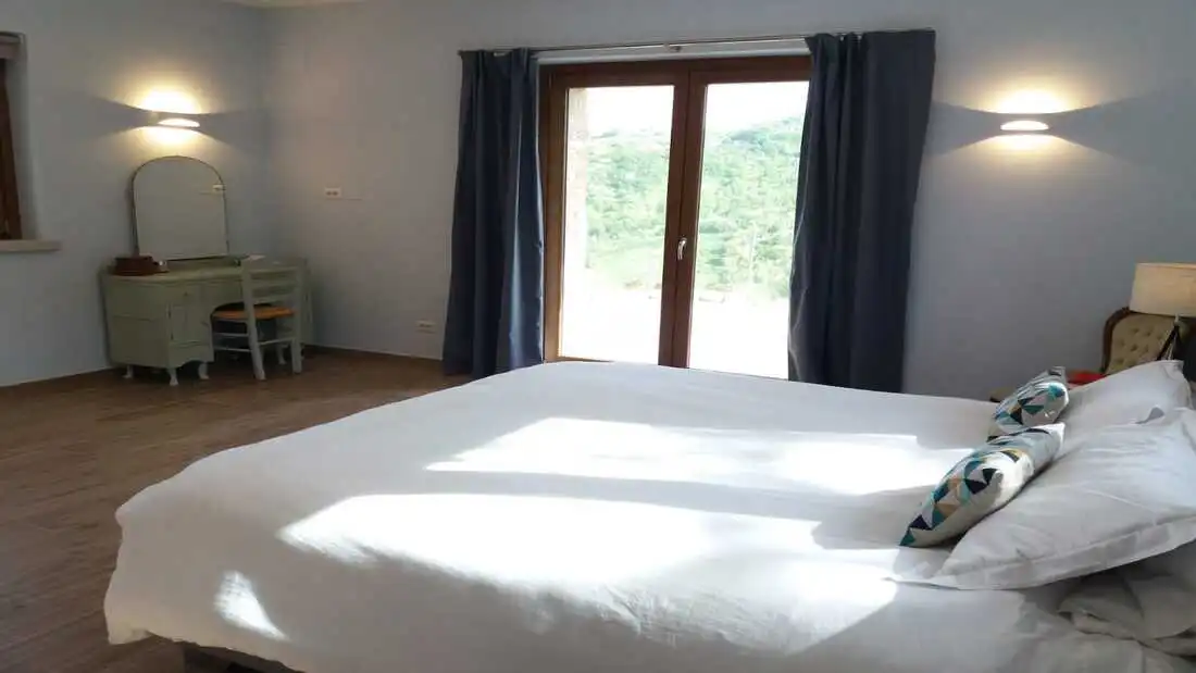 Luxury 5 Bed Villa For Sale in Torricella Peligna Chieti Abruzzo Italy