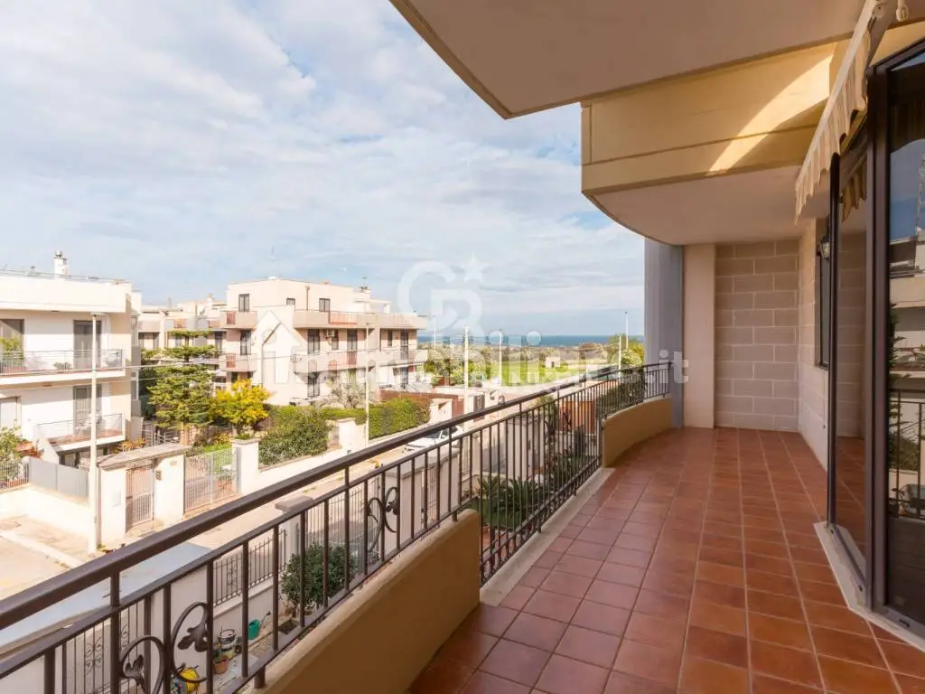 Excellent 3 Bed Terraced House for Sale In MOLA DI BARI Puglia Italy