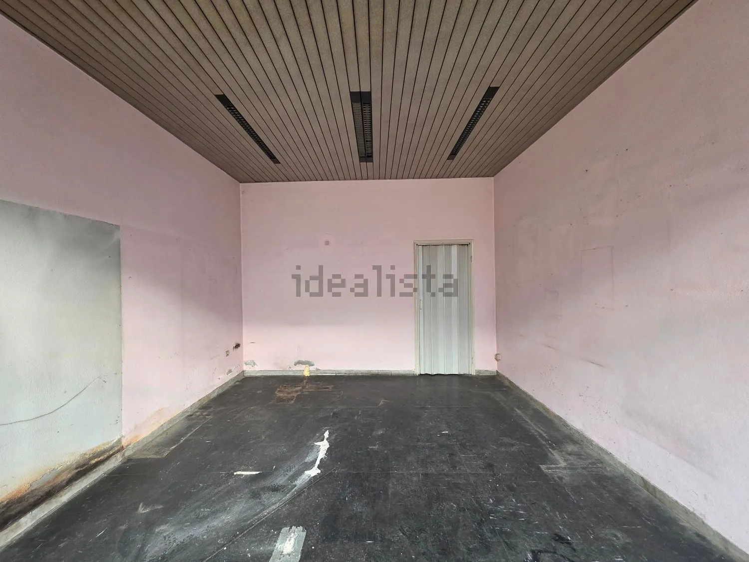 Estate of 5 Separate Properties for Sale In Bojano Molise Italy