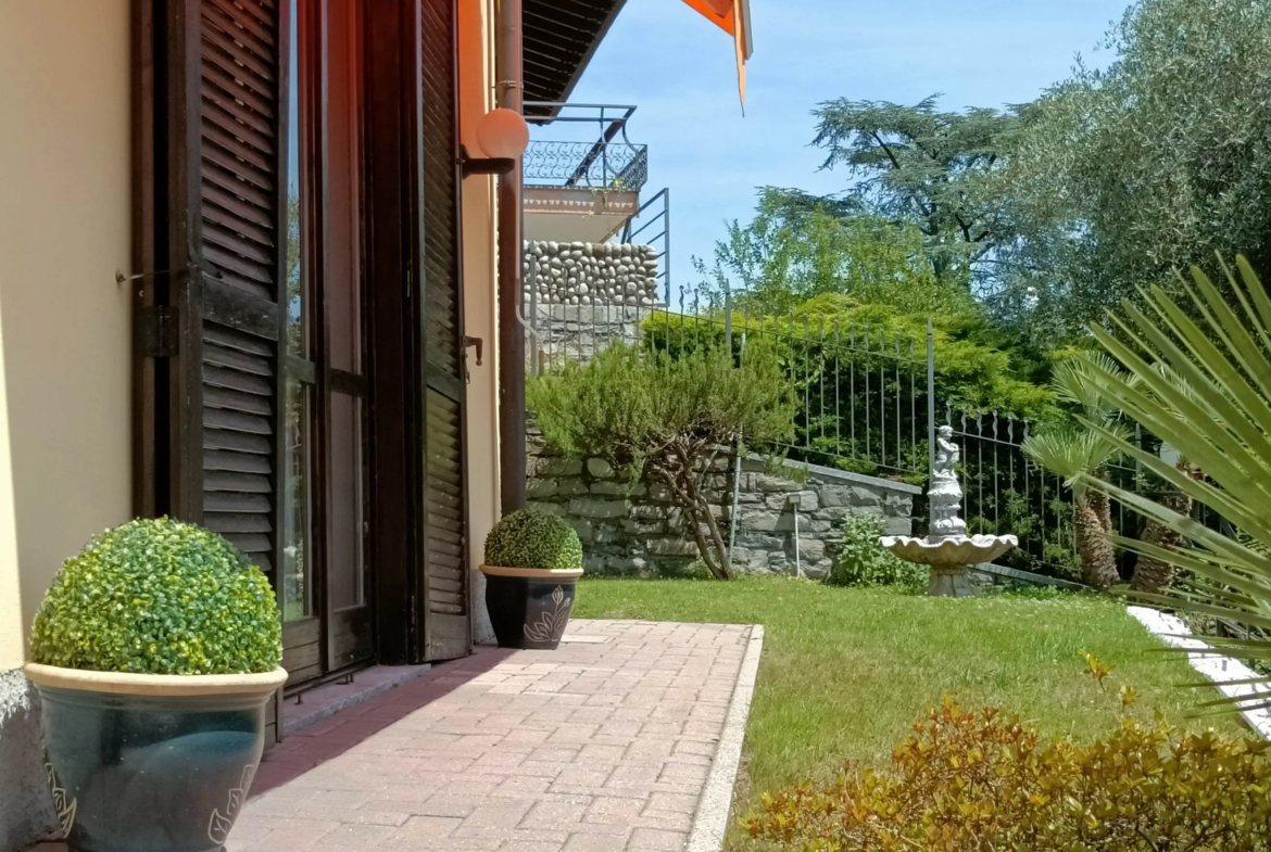 Luxury 2 bed Apartment for Sale in Menaggio Como Lombardy Italy