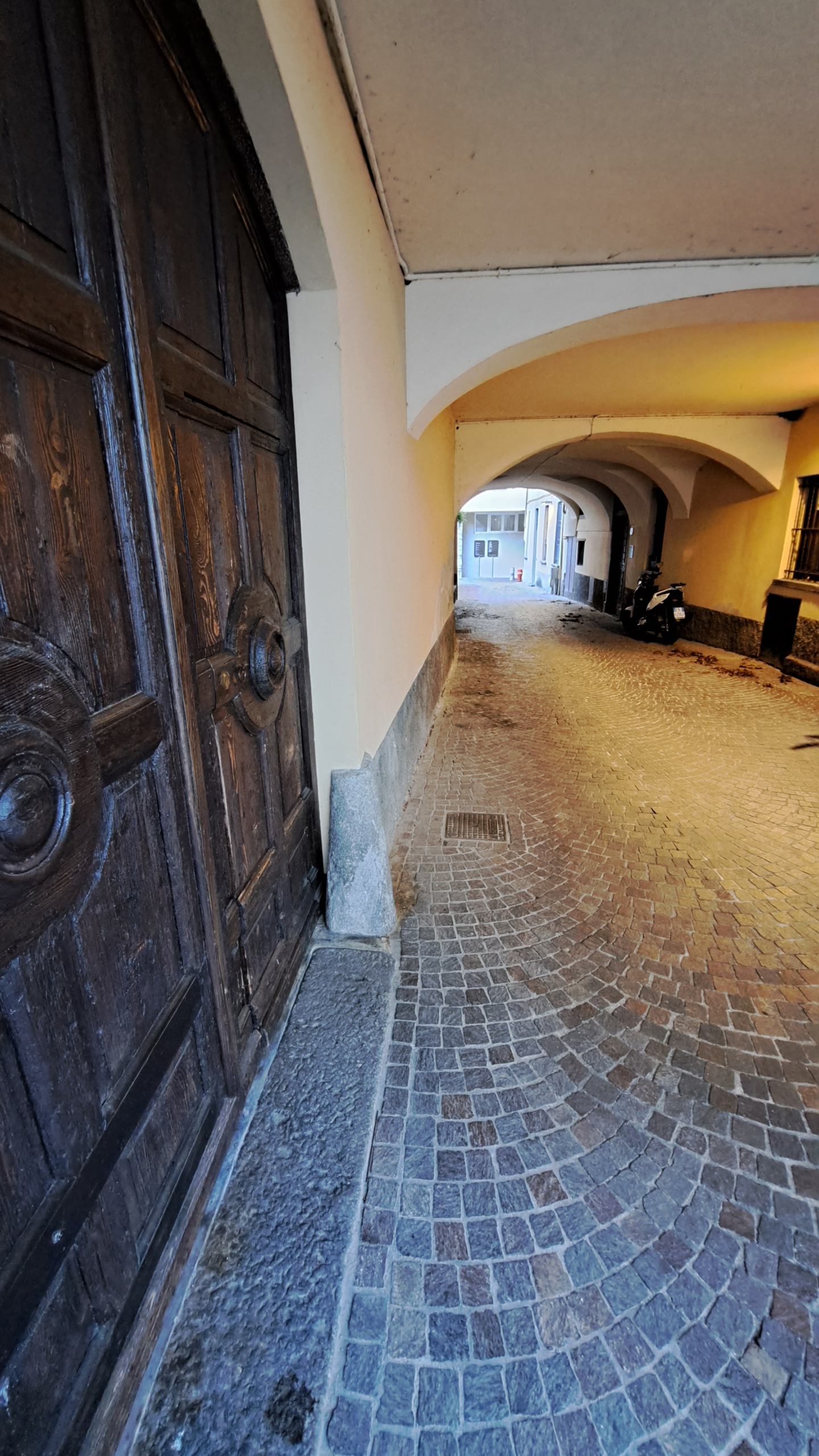 Stunning 2 Bed Apartment for Sale In Mandello del Lario Lake Como Lecco Italy