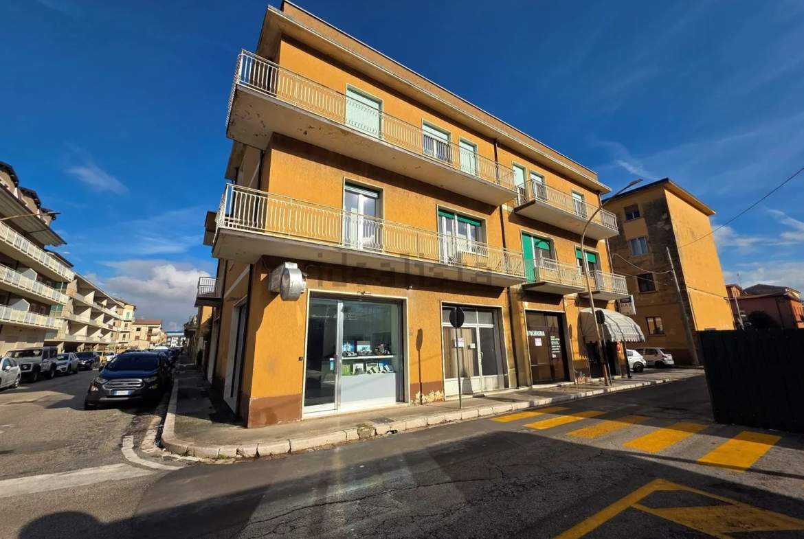 Estate of 5 Separate Properties for Sale In Bojano Molise Italy