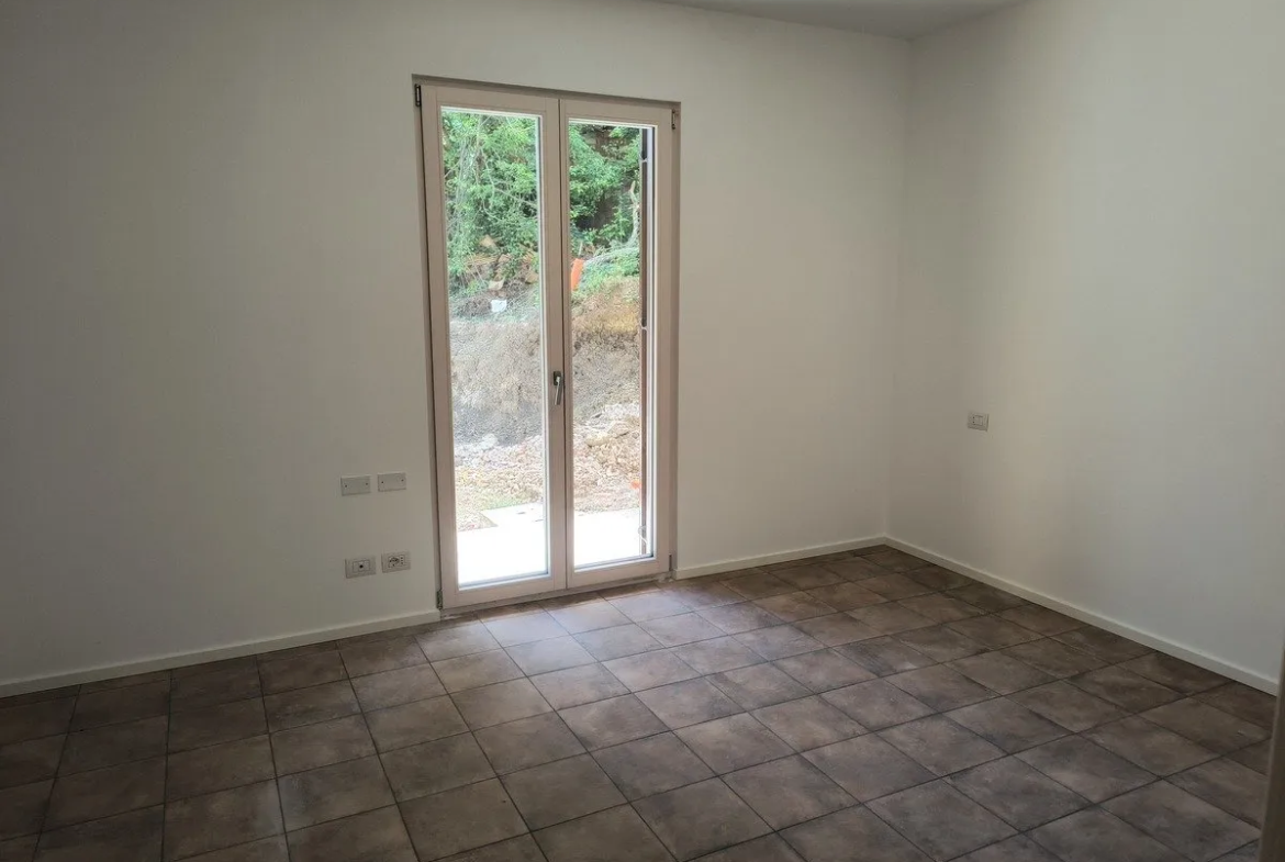 Excellent 3 Bed Country House for Sale In Gualdo Macerata Marche Italy