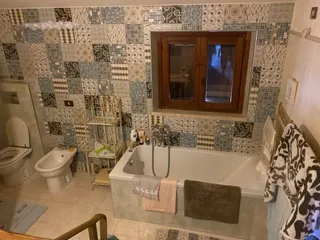 Stunning 8 Bedroom Farmhouse And Vineyard For Sale in Gualdo Tadino Umbria Italy